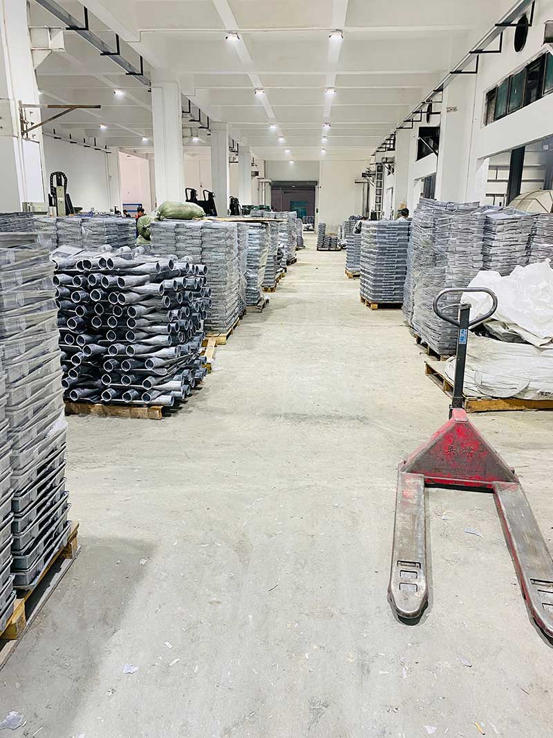 dipimpin-lampu sorot